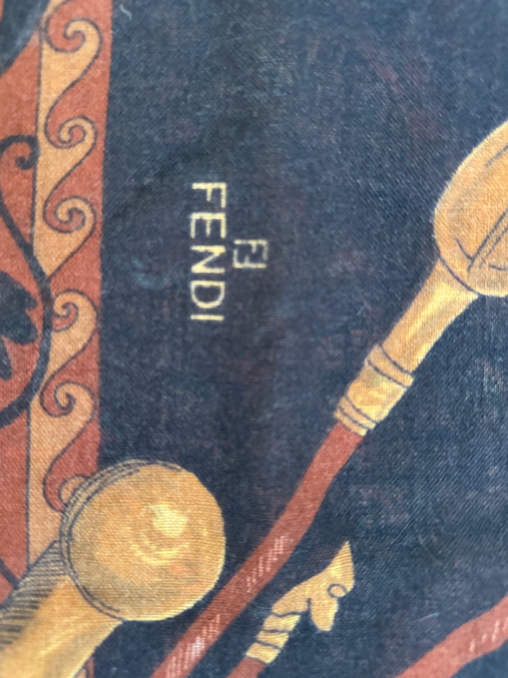 gorgeous giant real FENDI shawl/scarf - Picture 7 of 16